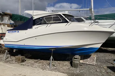 2010 Quicksilver 640 Weekender I/B