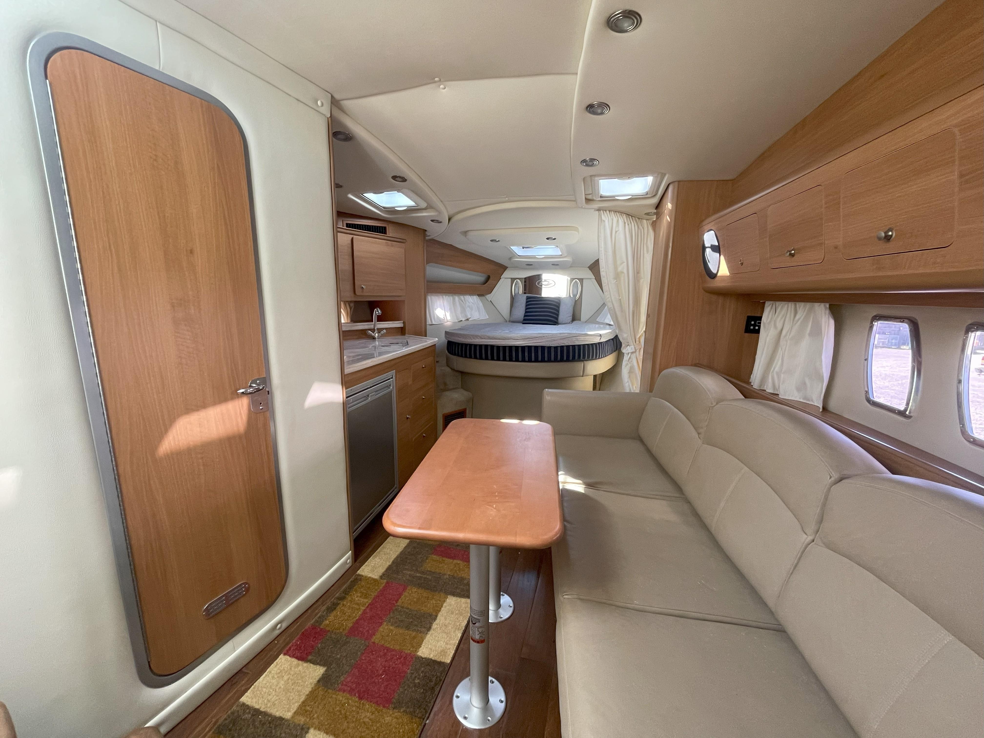 2016 Rinker 360 Express Cruiser Express Cruiser for sale - YachtWorld