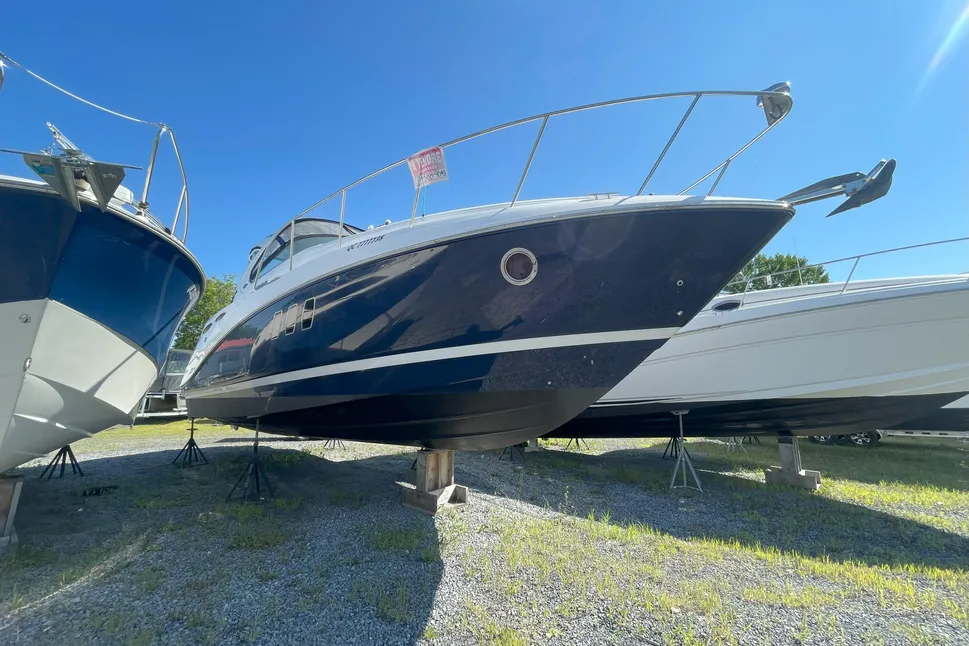 2016 Rinker 360 Express Cruiser Express Cruiser for sale - YachtWorld