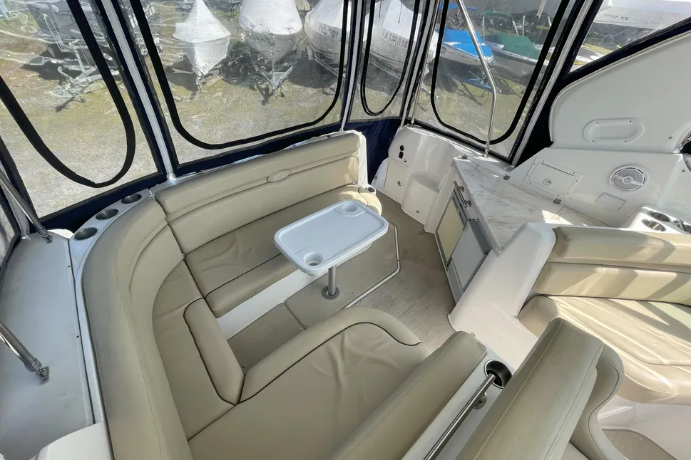 2016 Rinker 360 Express Cruiser Express Cruiser for sale - YachtWorld