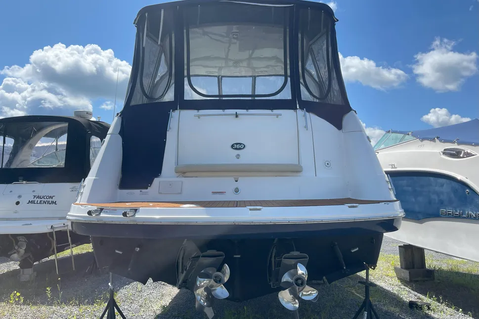 2016 Rinker 360 Express Cruiser Express Cruiser for sale - YachtWorld