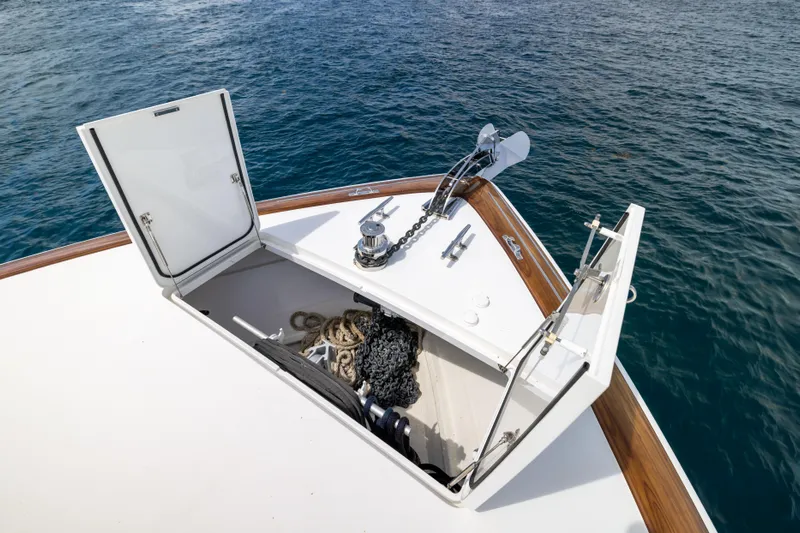 2020 Viking 80 Yacht Photos Pics 