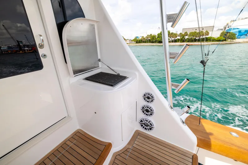 2020 Viking 80 Yacht Photos Pics Viking 80 Convertible 2020 yacht deck with seating, speakers, and ocean view.