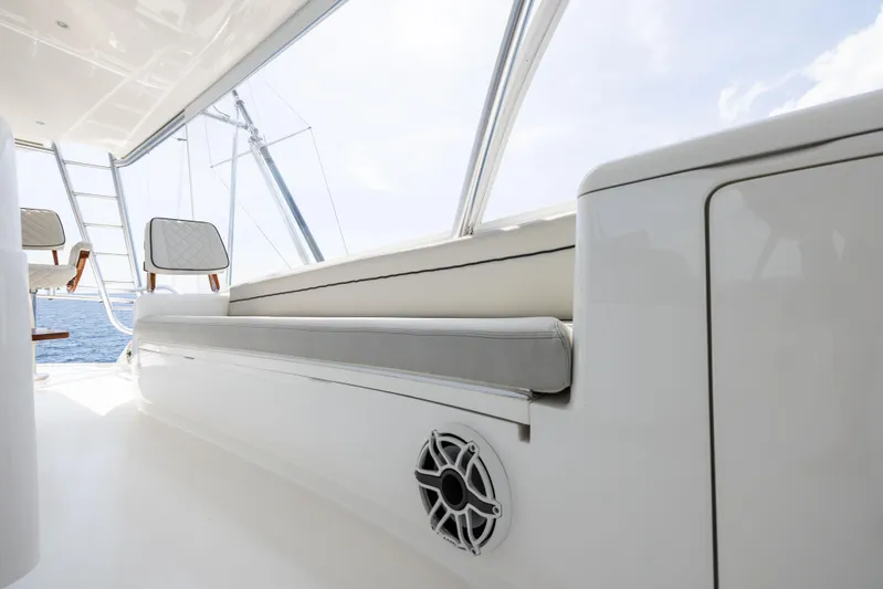 2020 Viking 80 Yacht Photos Pics 