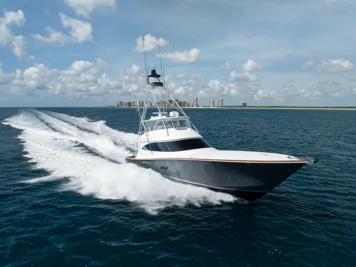 2020 Viking 80 Yacht Photos Pics 