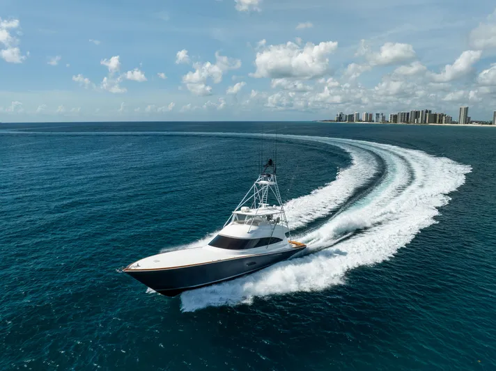 2020 Viking 80 Yacht Photos Pics 