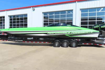 Performance Powerboats P360