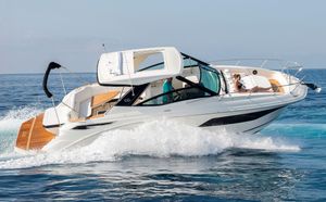 2020 Sea Ray 320 Sundancer