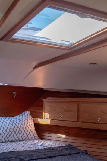 Lucky Dog Yacht Photos Pics 