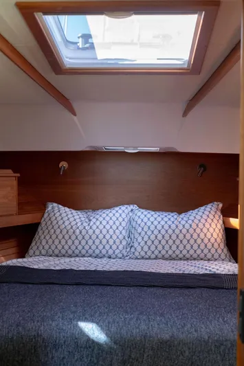 Lucky Dog Yacht Photos Pics 