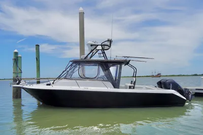 Century 3100 Sport Cabin