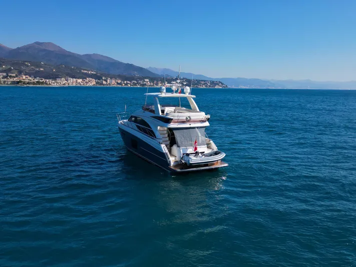 Lucerna Yacht Photos Pics 