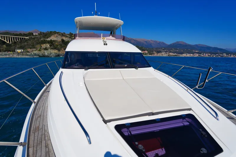 Lucerna Yacht Photos Pics 