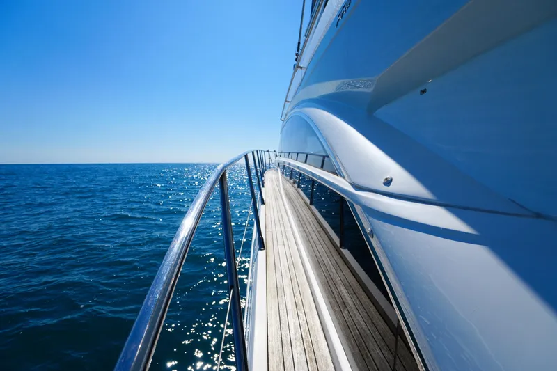 Lucerna Yacht Photos Pics 