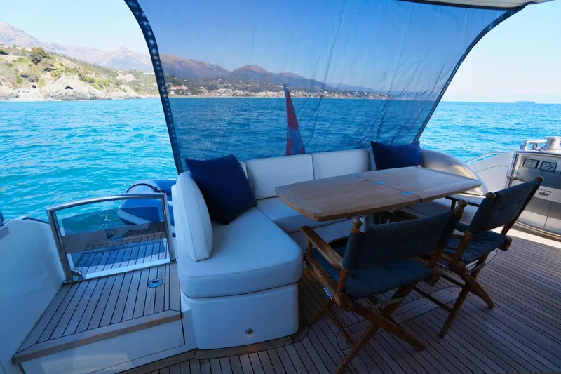 Lucerna Yacht Photos Pics 