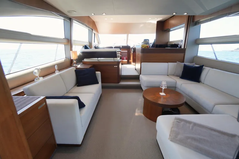 Lucerna Yacht Photos Pics 