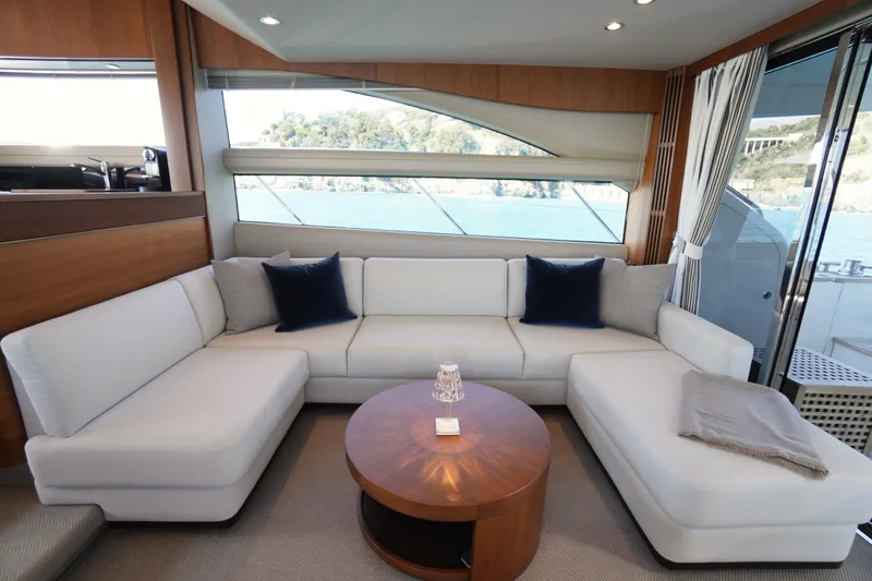 Lucerna Yacht Photos Pics 