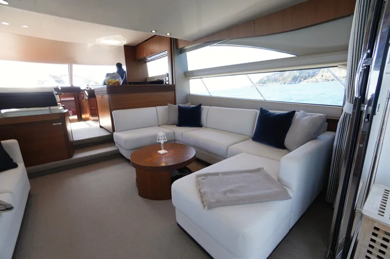 Lucerna Yacht Photos Pics 