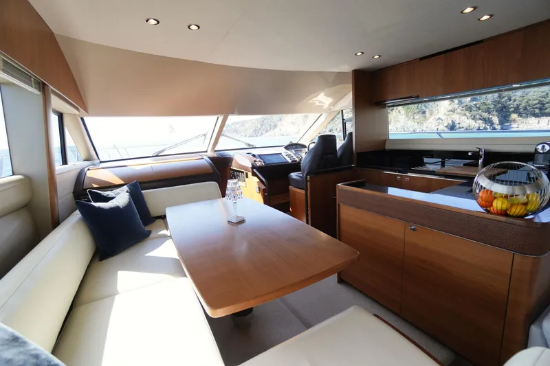 Lucerna Yacht Photos Pics 