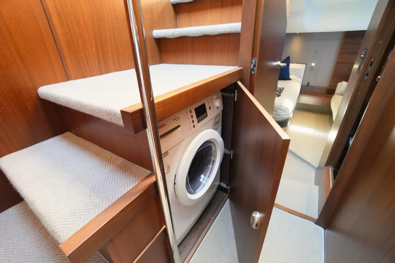 Lucerna Yacht Photos Pics 