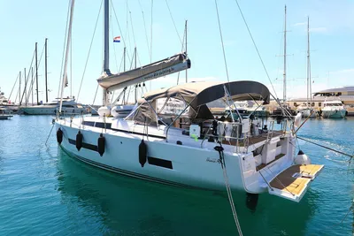 2022 Hanse 460