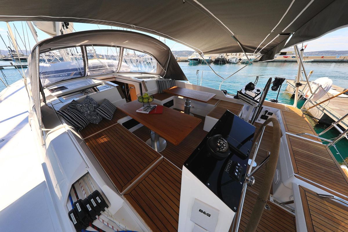 2022 Hanse 47 