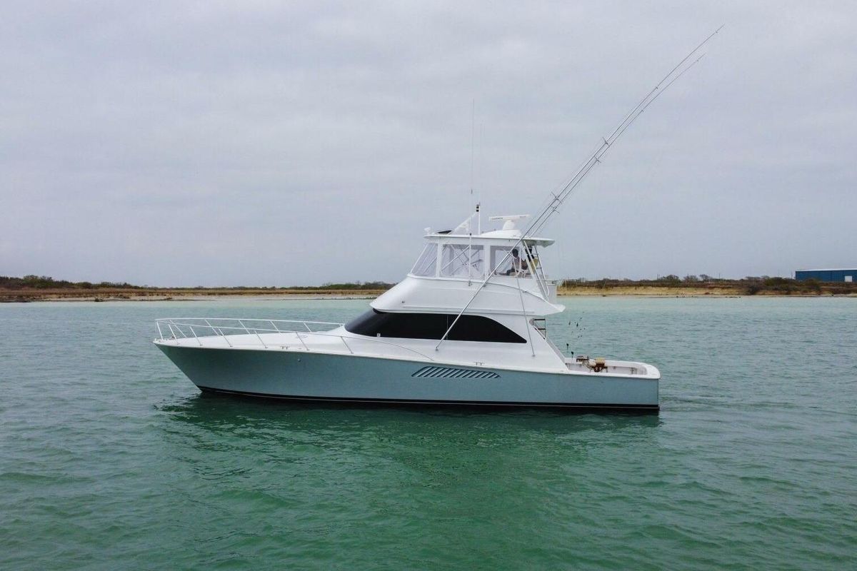 2005 Viking 52 