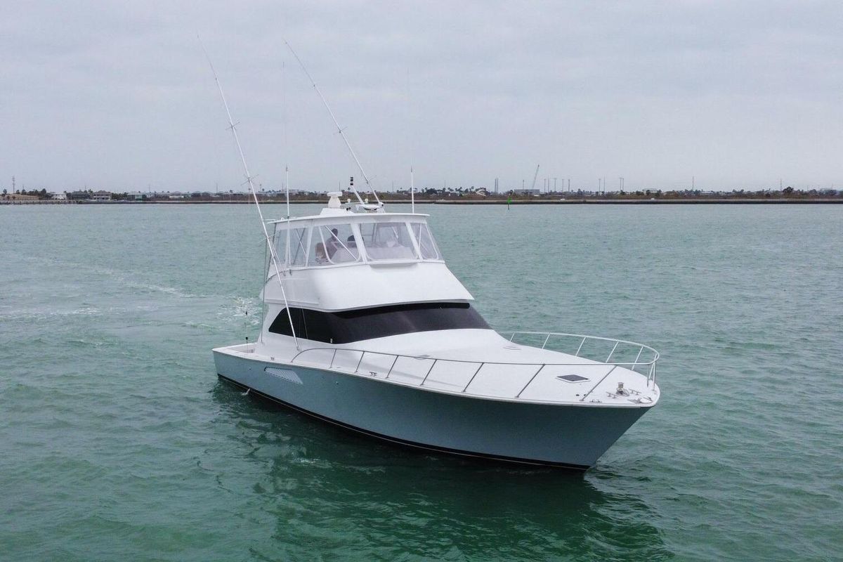2005 Viking 52 