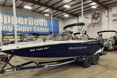 MasterCraft XT22