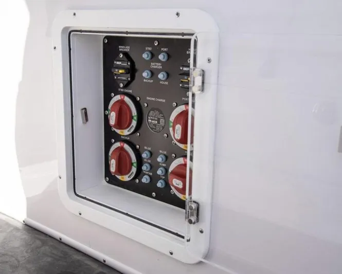 $77,000+ Off Msrp !!! Yacht Photos Pics 