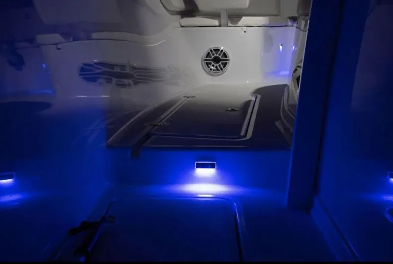 $77,000+ Off Msrp !!! Yacht Photos Pics 