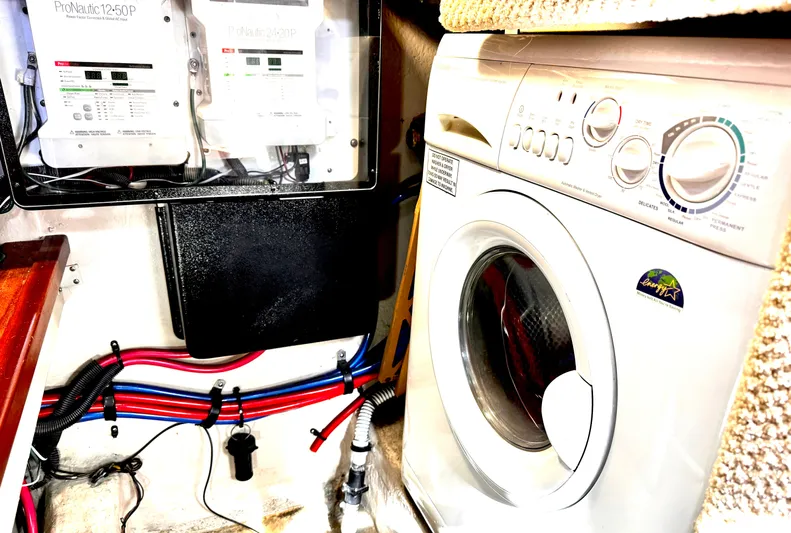 Sol Verde Yacht Photos Pics 