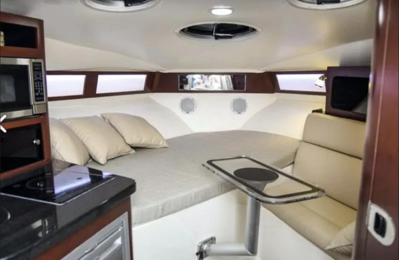 $64,371 Off Msrp !!! Yacht Photos Pics 