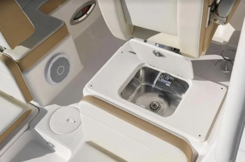 $64,371 Off Msrp !!! Yacht Photos Pics 