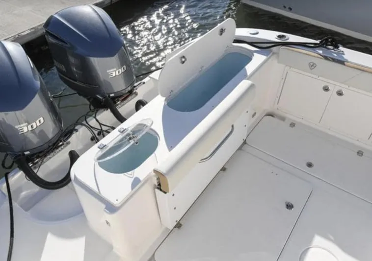 $64,371 Off Msrp !!! Yacht Photos Pics 