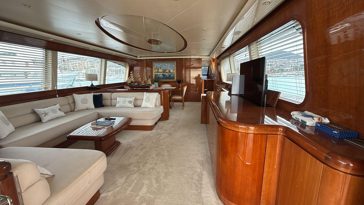 2002 Falcon 85 