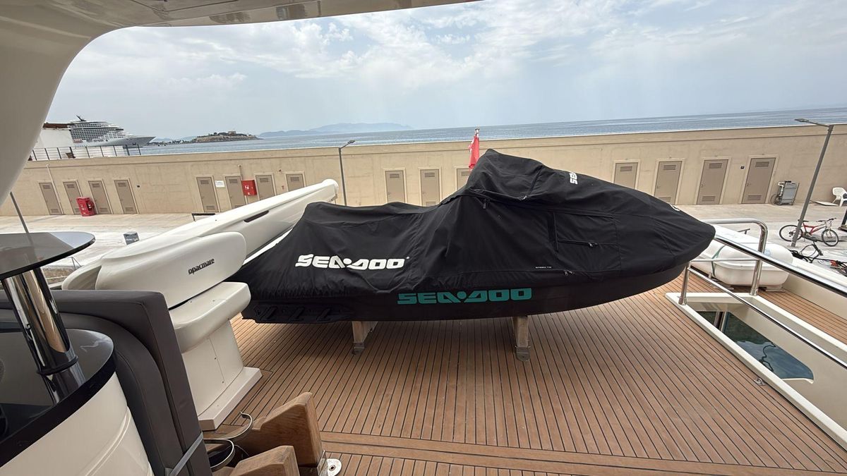 2002 Falcon 85 