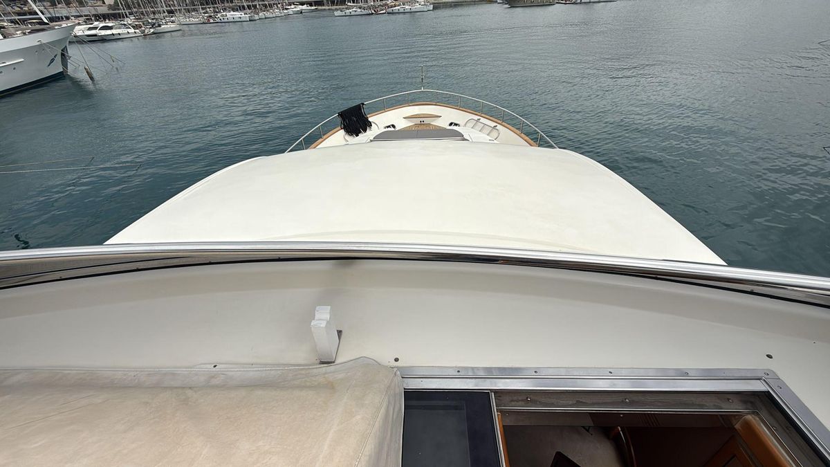 2002 Falcon 85 