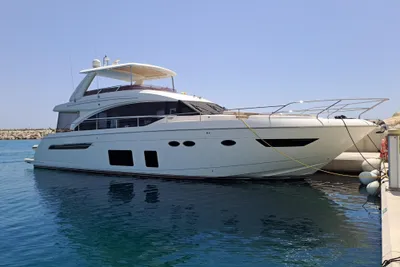 2017 Princess 68