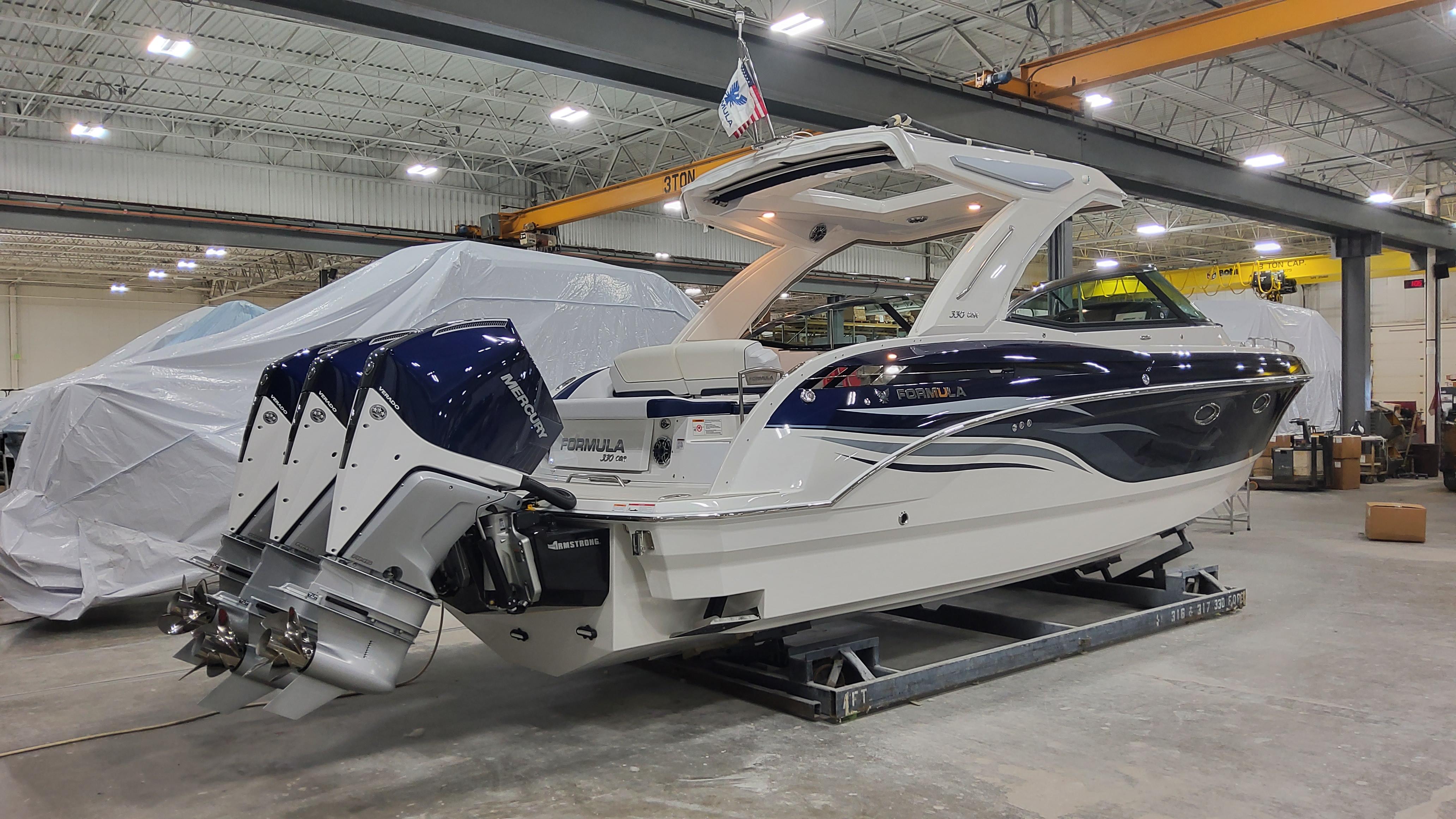 2024 Formula 330 Crossover Bowrider Express Cruiser For Sale YachtWorld   9209220 20240126065916541 1 XLARGE 