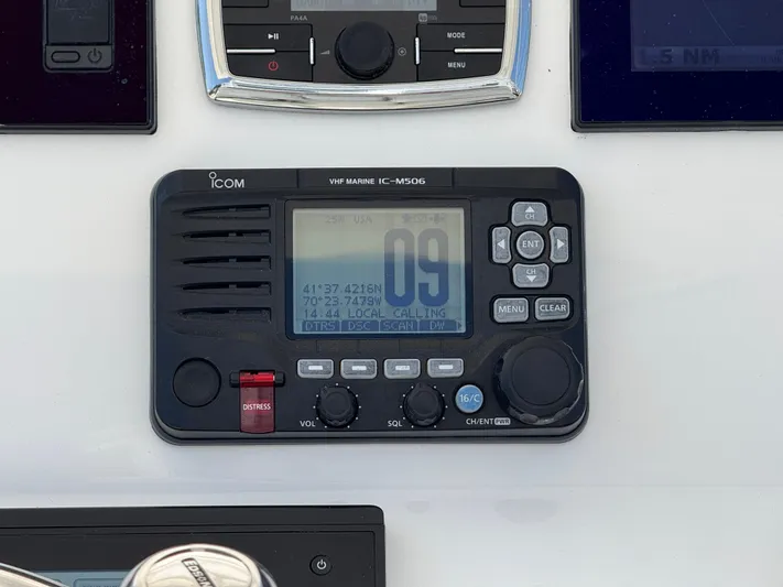 Tiger Yacht Photos Pics ICOM VHF Marine IC-M506 radio on 2017 Regulator 34SS boat dashboard.