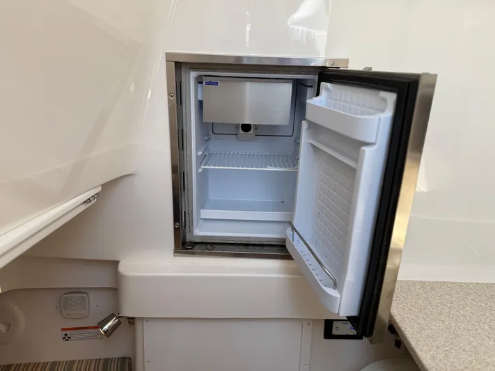 Tiger Yacht Photos Pics 