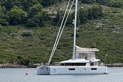 2022 Lagoon 52 F