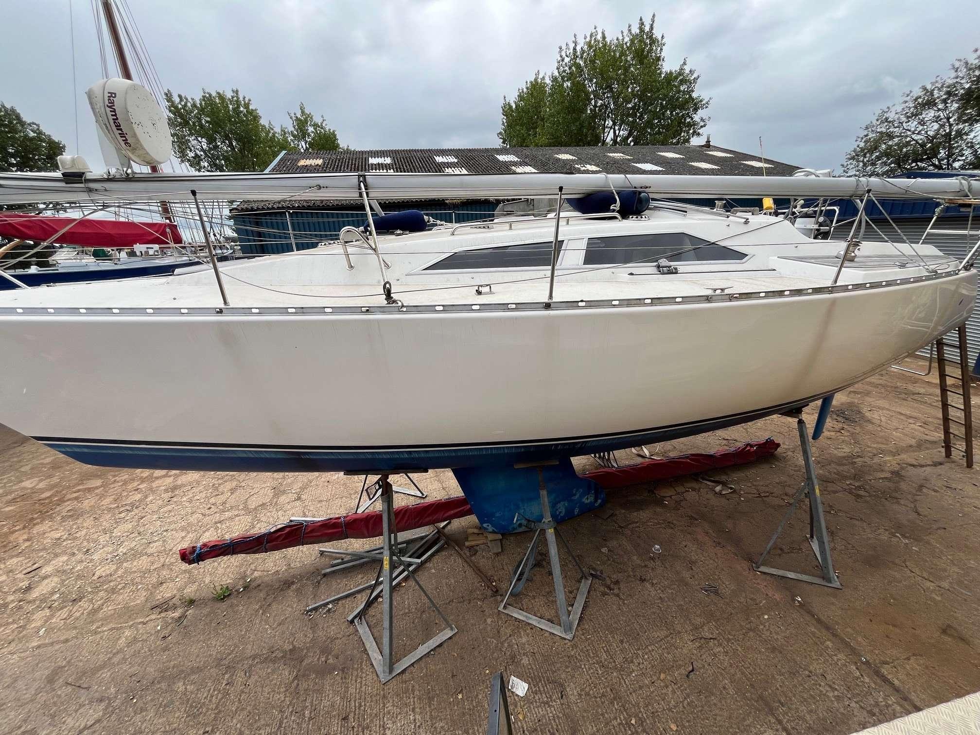 Used 1992 Maxi 1000 - Essex | YachtFocus