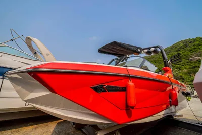 Nautique G23