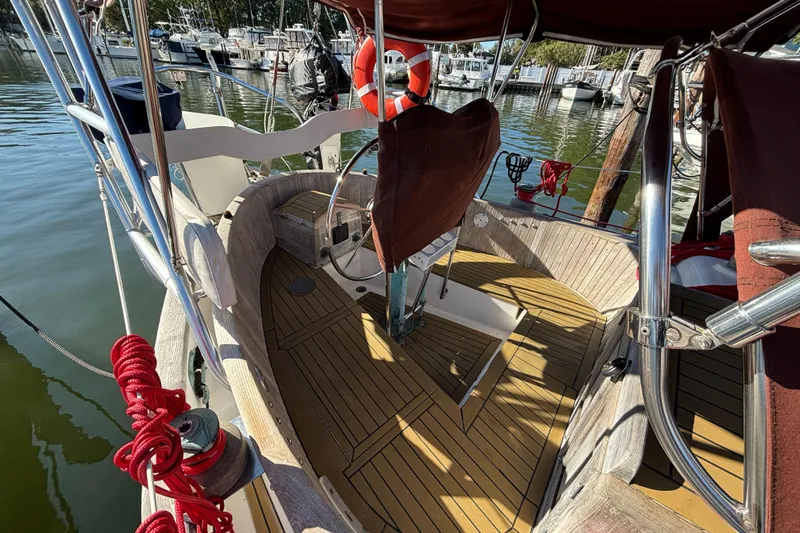 Dragon Fly Yacht Photos Pics 