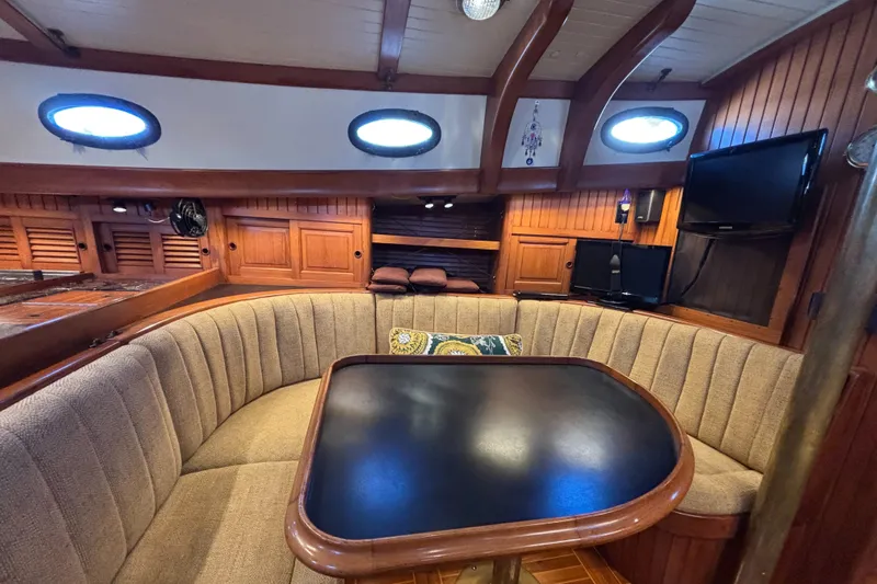 Dragon Fly Yacht Photos Pics 