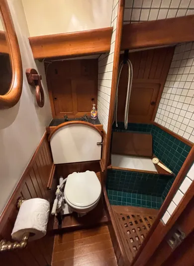 Dragon Fly Yacht Photos Pics 