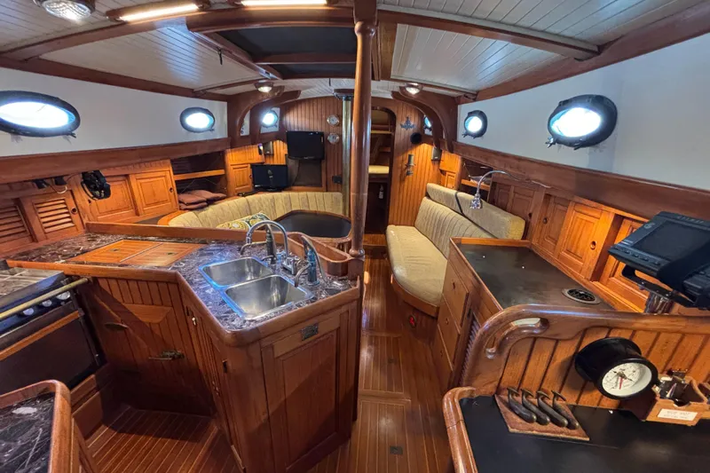 Dragon Fly Yacht Photos Pics 