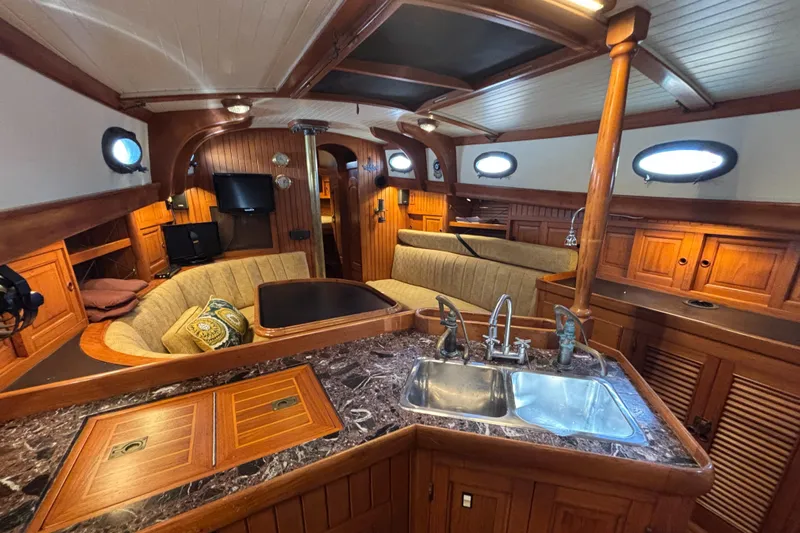 Dragon Fly Yacht Photos Pics 